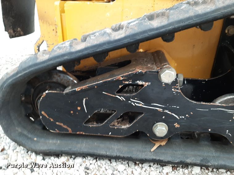 image for item DP2561 2019 Vermeer SC30TX stump grinder