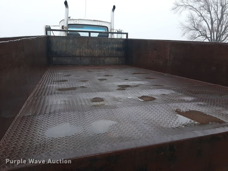 image for item DP2580 1994 Ford Aero Max L9000 dump truck