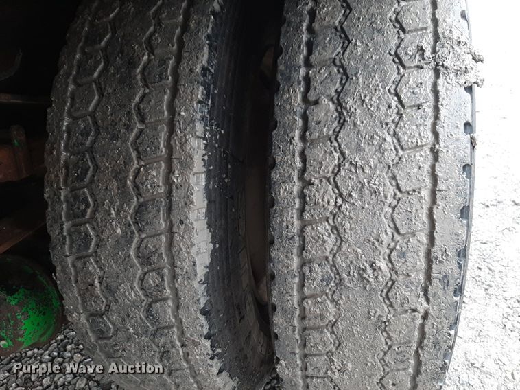 image for item DP2580 1994 Ford Aero Max L9000 dump truck