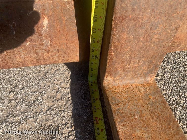 image for item DP8831 1994 Manitou M230CP forklift