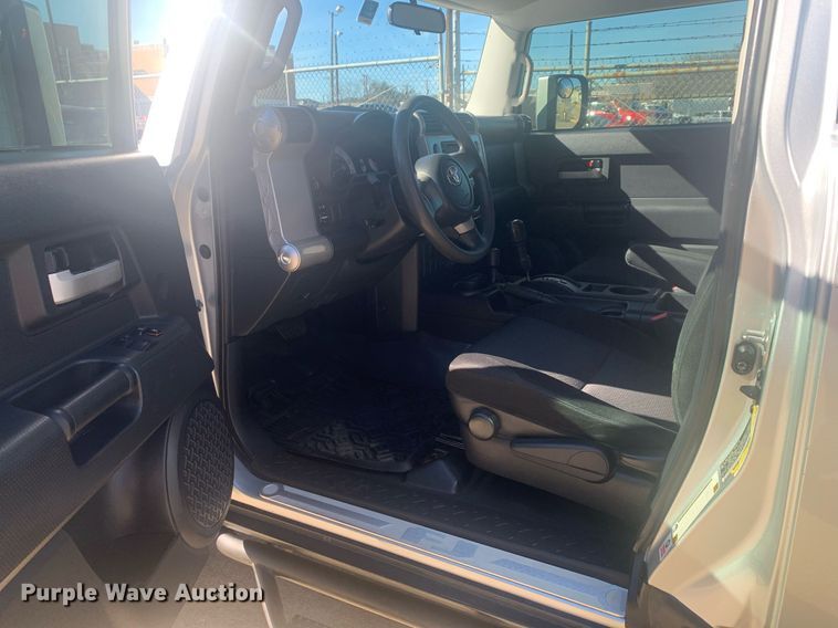 image for item DP8832 2007 Toyota  FJ Cruiser SUV