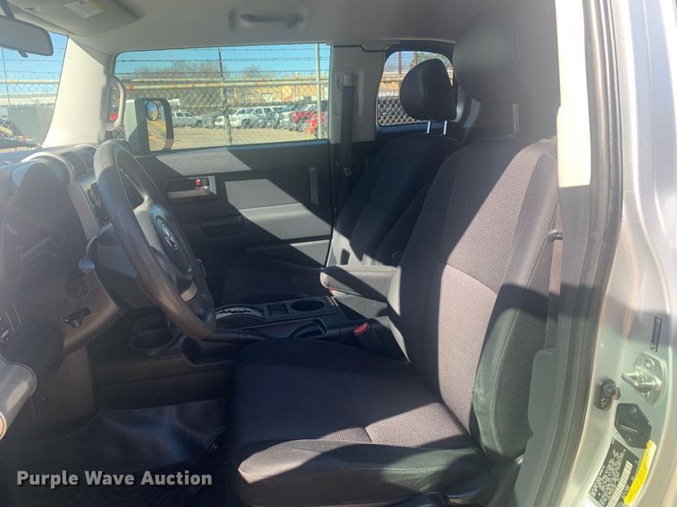 image for item DP8832 2007 Toyota  FJ Cruiser SUV