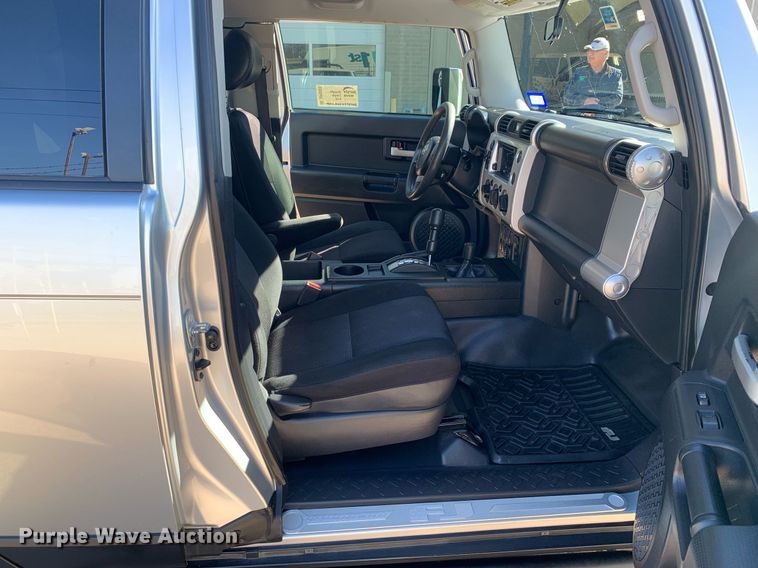 image for item DP8832 2007 Toyota  FJ Cruiser SUV