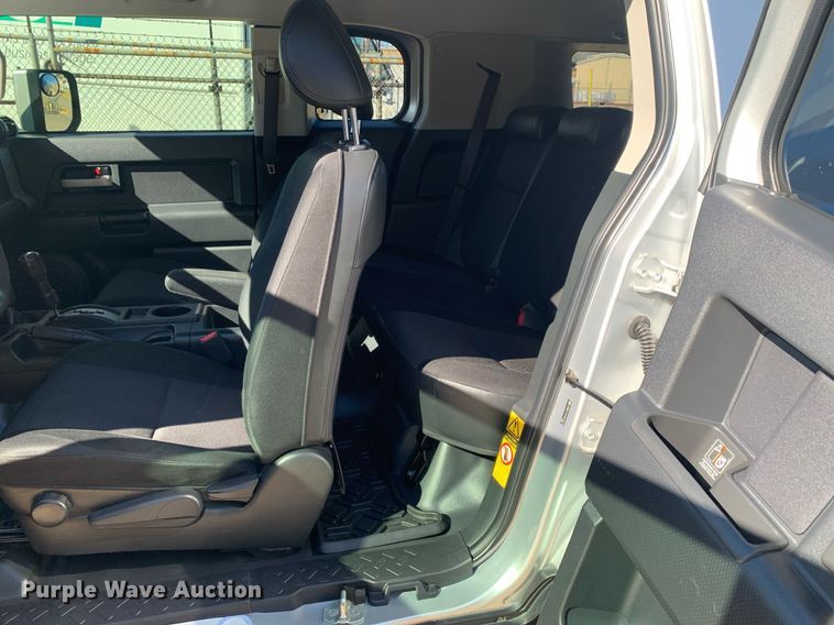 image for item DP8832 2007 Toyota  FJ Cruiser SUV