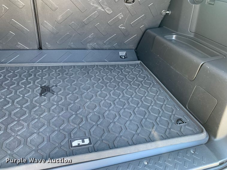 image for item DP8832 2007 Toyota  FJ Cruiser SUV