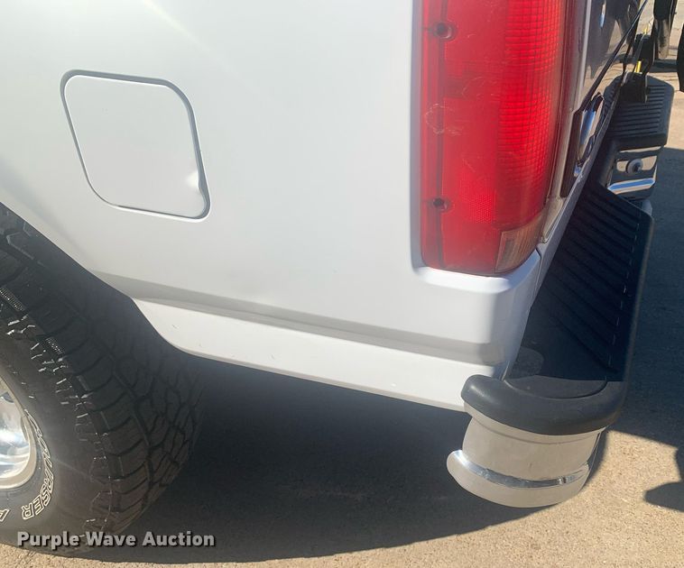 image for item DP8833 1996 Ford Bronco XLT SUV