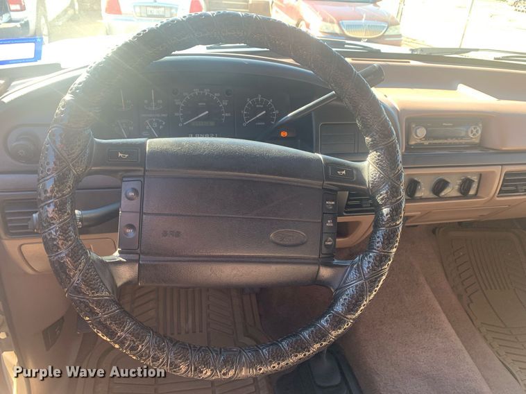 image for item DP8833 1996 Ford Bronco XLT SUV