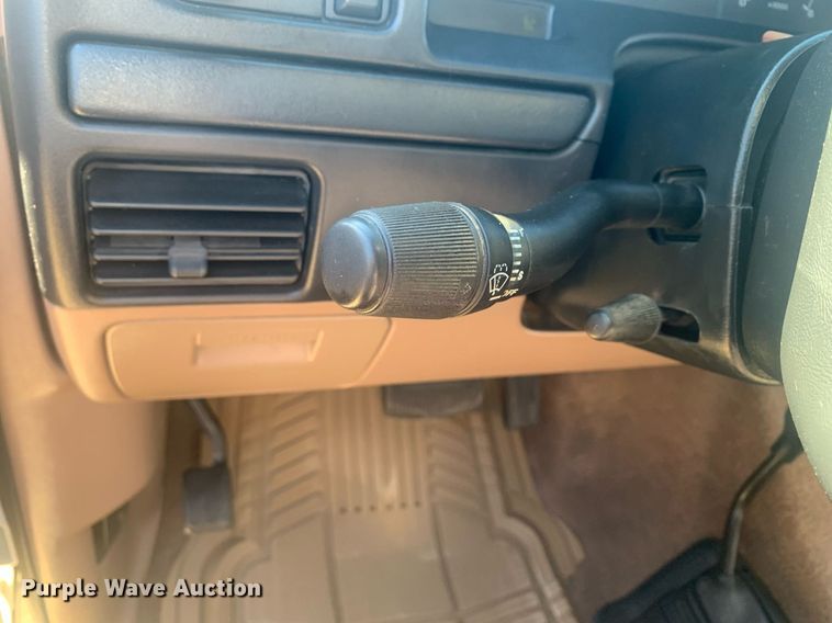 image for item DP8833 1996 Ford Bronco XLT SUV