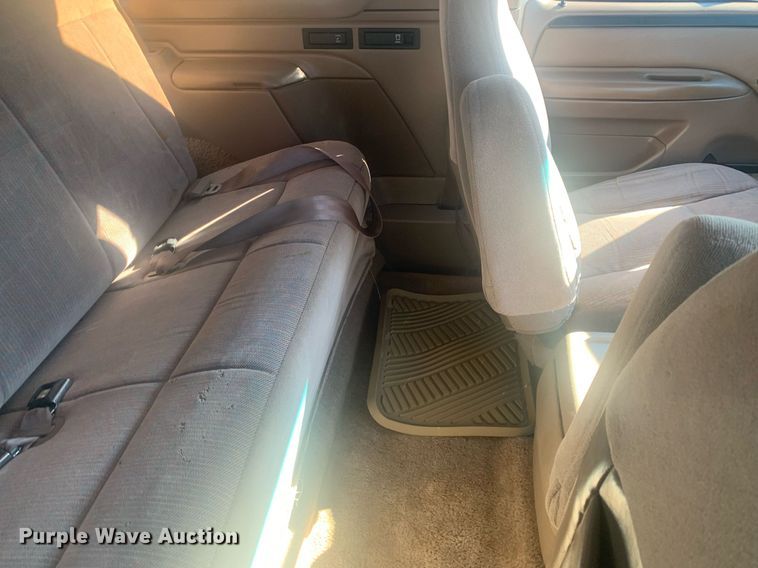 image for item DP8833 1996 Ford Bronco XLT SUV