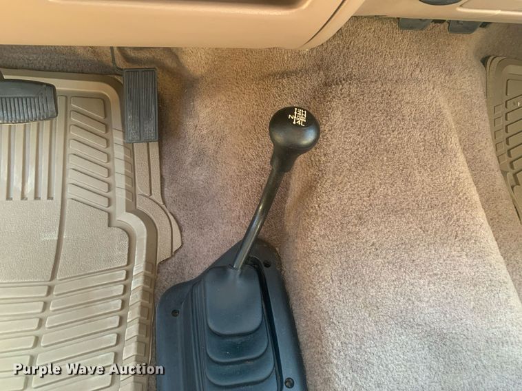 image for item DP8833 1996 Ford Bronco XLT SUV