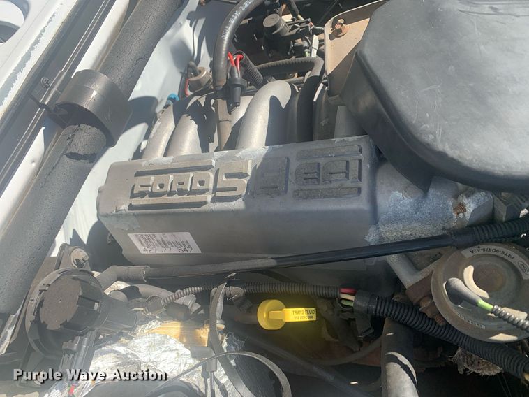 image for item DP8833 1996 Ford Bronco XLT SUV