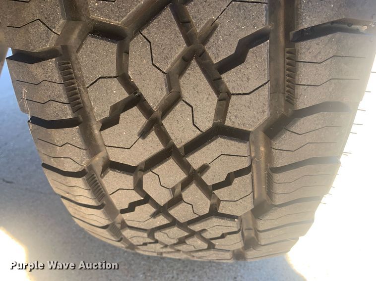 image for item DP8833 1996 Ford Bronco XLT SUV