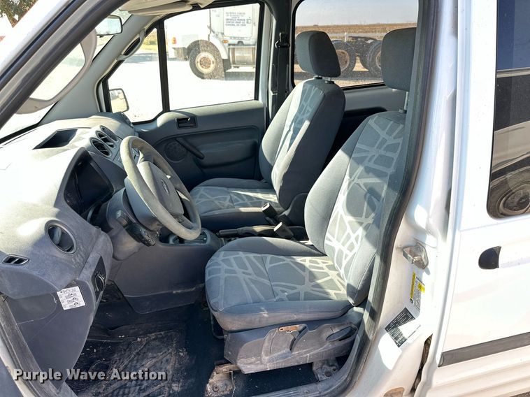 image for item DQ1469 2013 Ford Transit Connect van