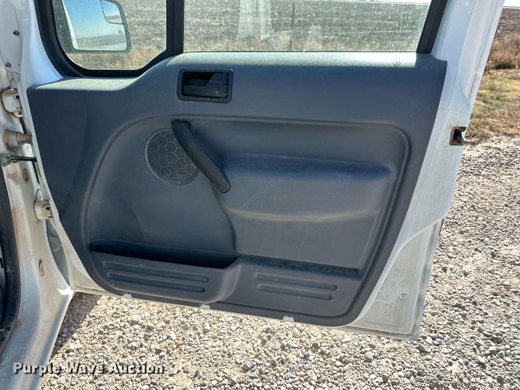 image for item DQ1469 2013 Ford Transit Connect van