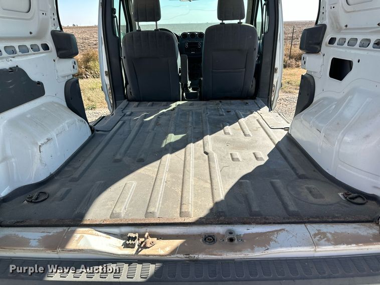 image for item DQ1469 2013 Ford Transit Connect van