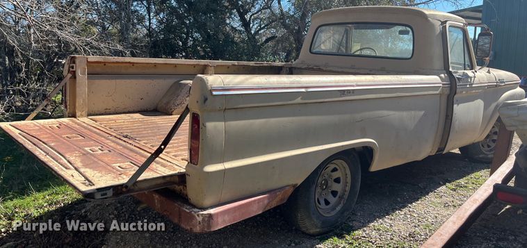 image for item DR5733 1964 Ford F100 pickup truck