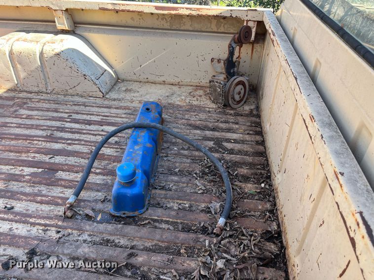 image for item DR5733 1964 Ford F100 pickup truck