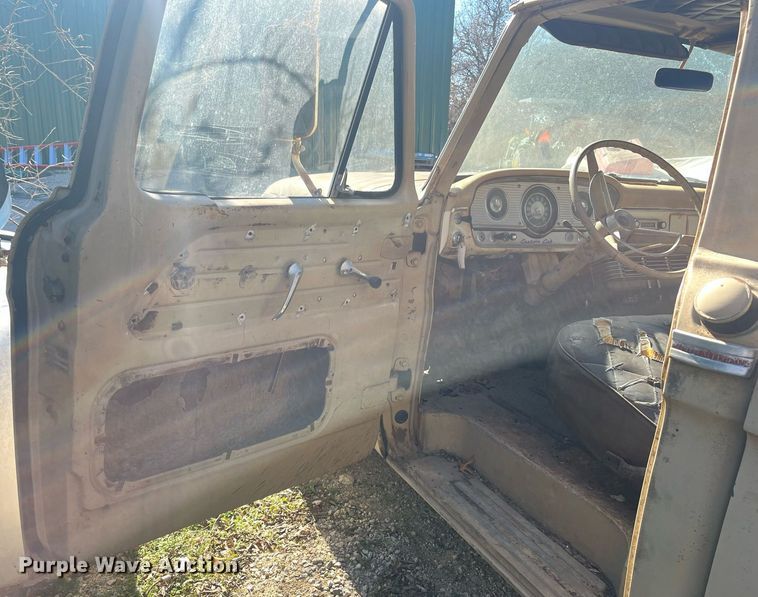 image for item DR5733 1964 Ford F100 pickup truck