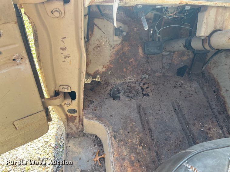 image for item DR5733 1964 Ford F100 pickup truck