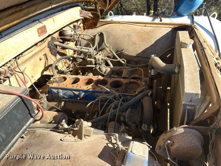 image for item DR5733 1964 Ford F100 pickup truck