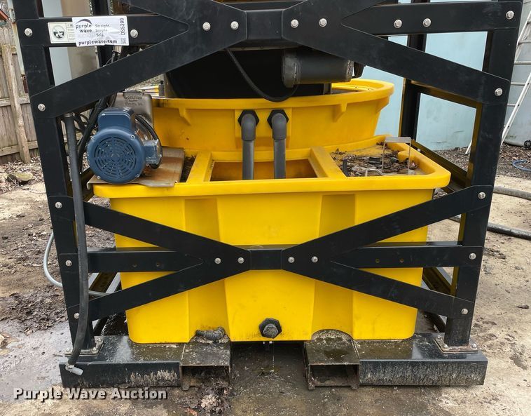 image for item DS5390 SnowEx BrinePro 2000 salt brine maker