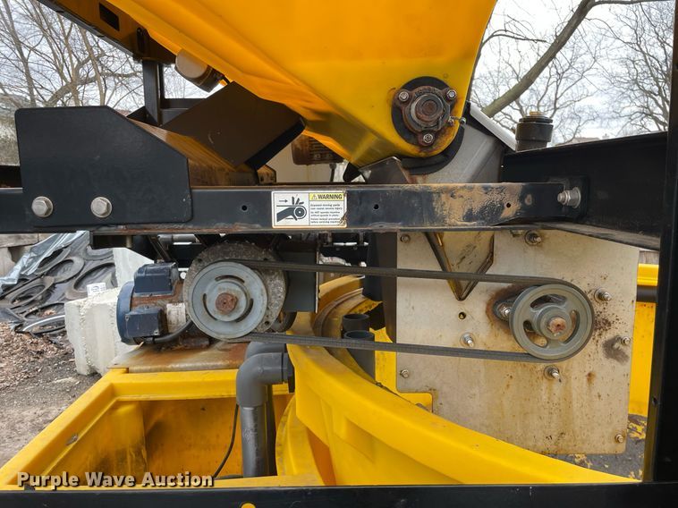 image for item DS5390 SnowEx BrinePro 2000 salt brine maker