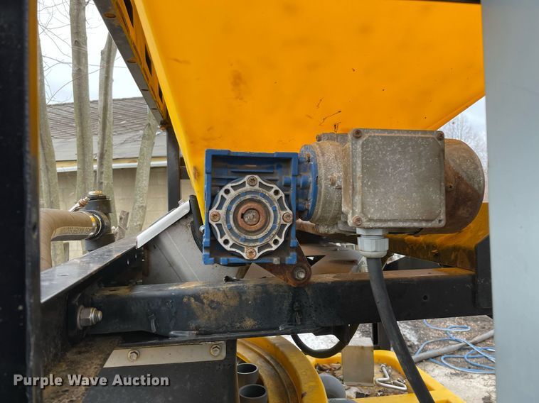 image for item DS5390 SnowEx BrinePro 2000 salt brine maker