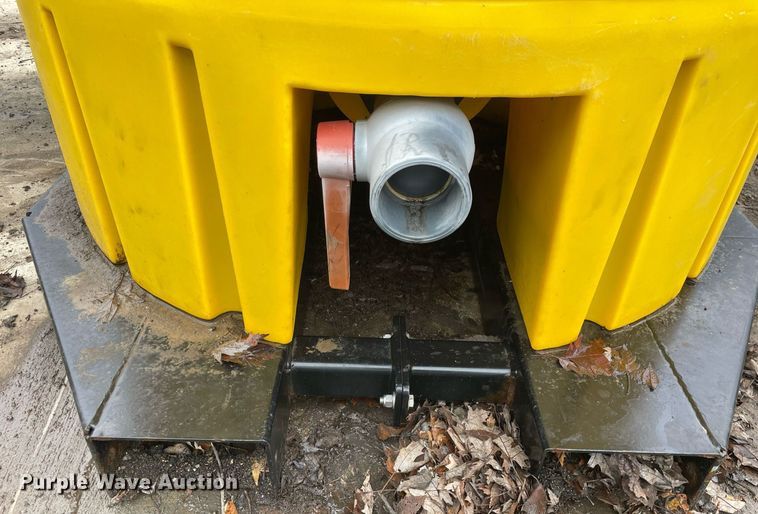 image for item DS5390 SnowEx BrinePro 2000 salt brine maker