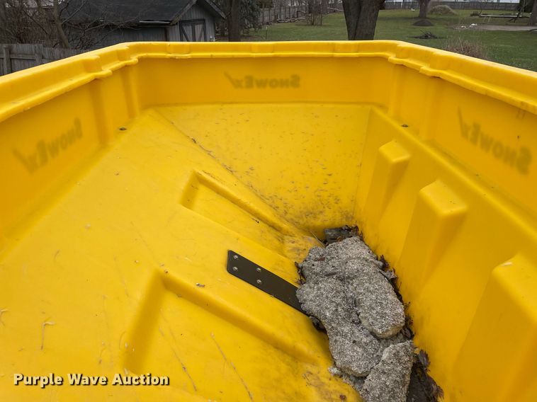 image for item DS5390 SnowEx BrinePro 2000 salt brine maker