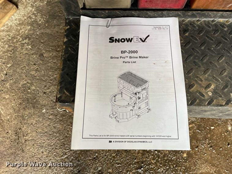 image for item DS5390 SnowEx BrinePro 2000 salt brine maker