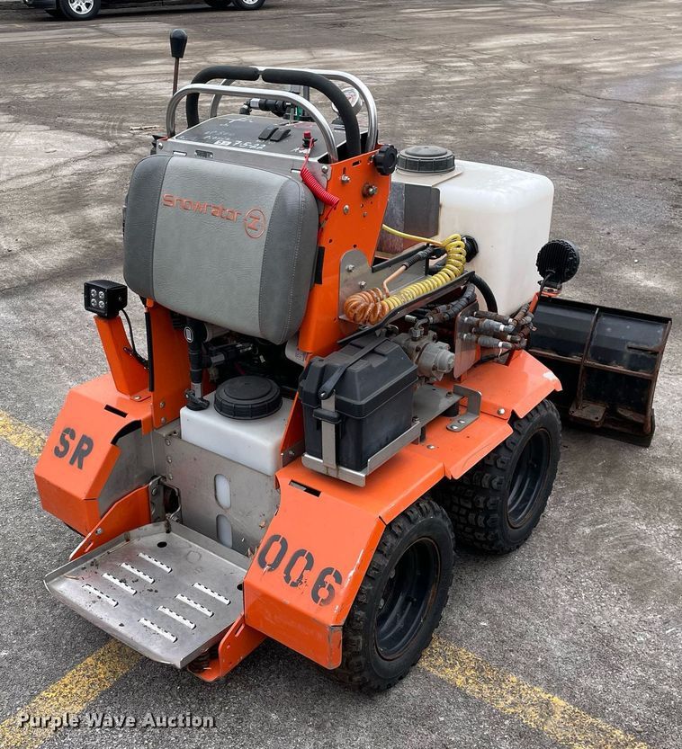 image for item DS5399 Snowrator ZX4 