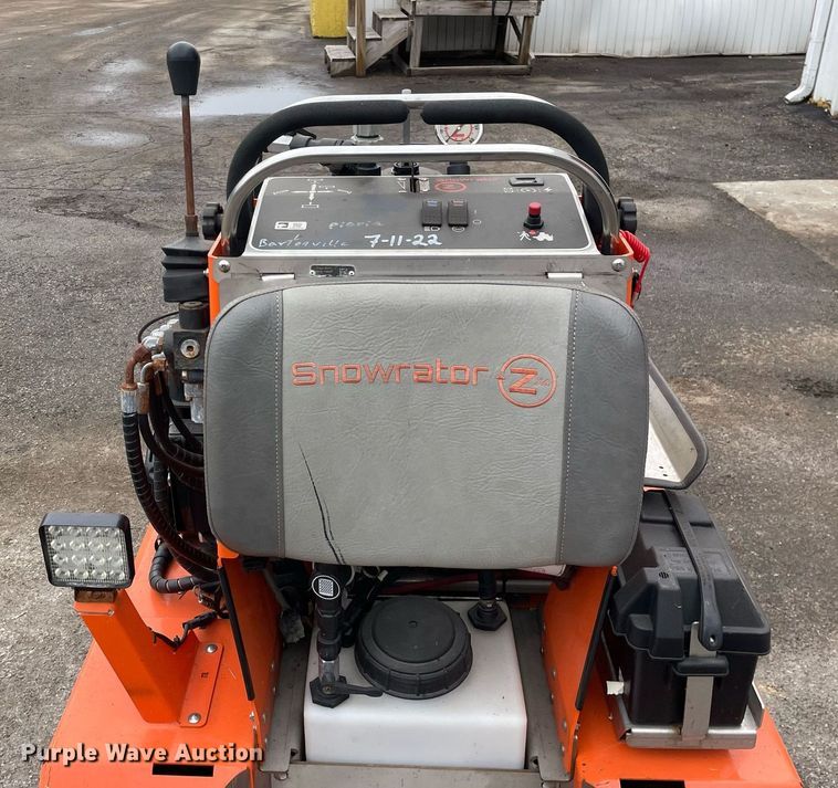 image for item DS5400 Snowrator  ZX4  