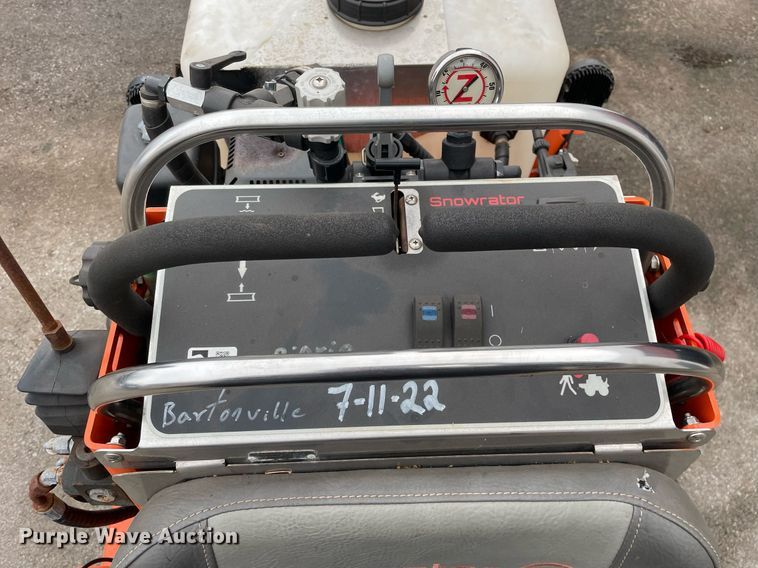 image for item DS5400 Snowrator  ZX4  