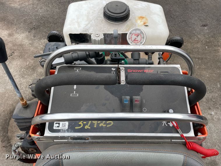 image for item DS5401 Snowrator ZX4 