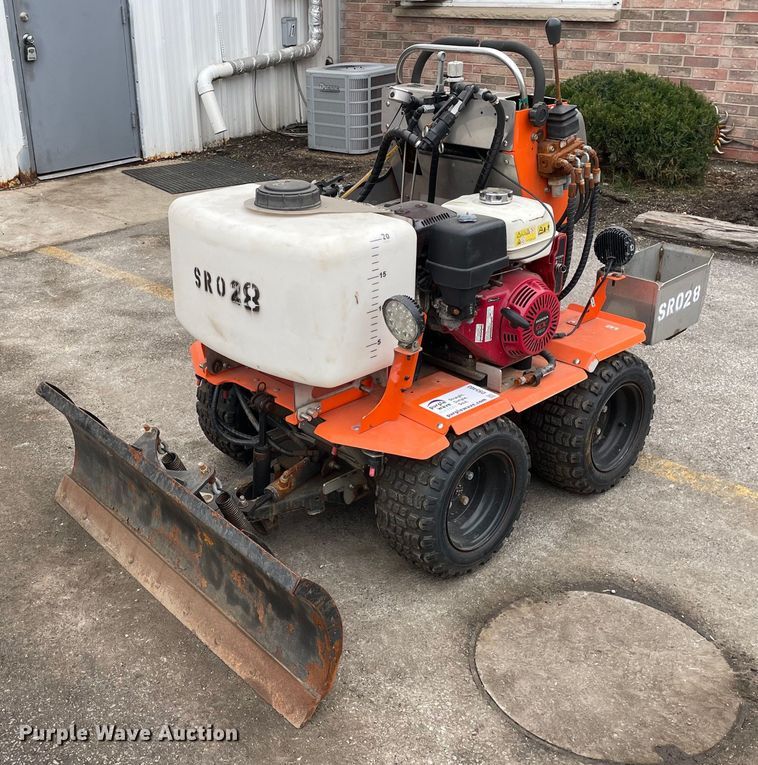 image for item DS5403 Snowrator ZX4 