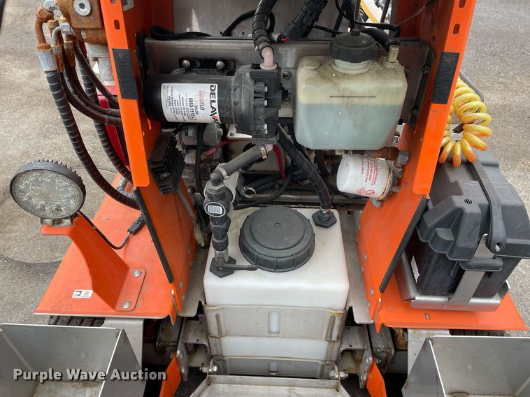 image for item DS5403 Snowrator ZX4 