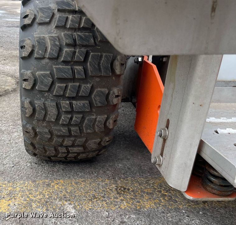 image for item DS5403 Snowrator ZX4 