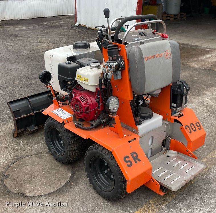 image for item DS5405 Snowrator  ZX4 