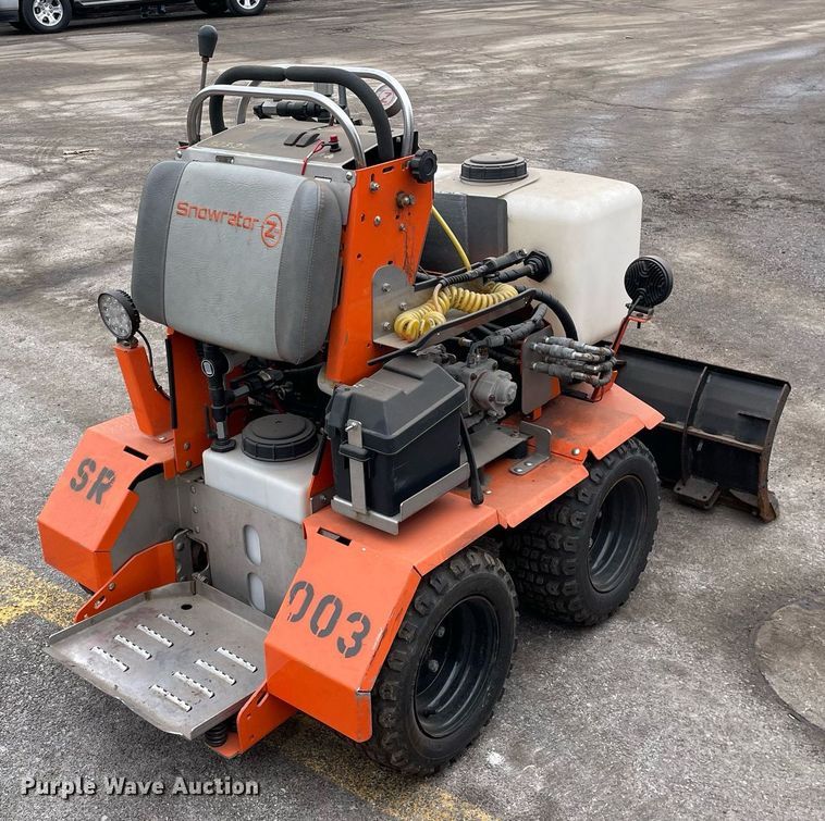 image for item DS5406 Snowrator ZX4  