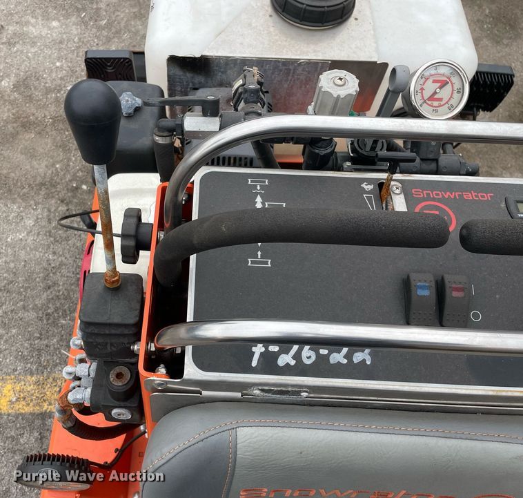 image for item DS5407 Snowrator  ZX4 