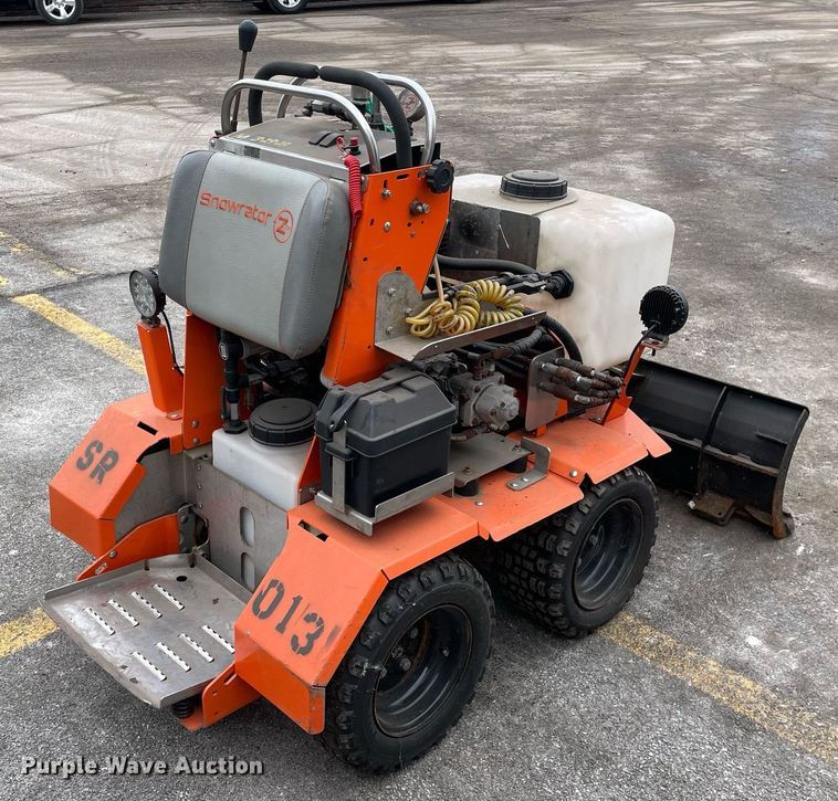 image for item DS5408 Snowrator  ZX4 