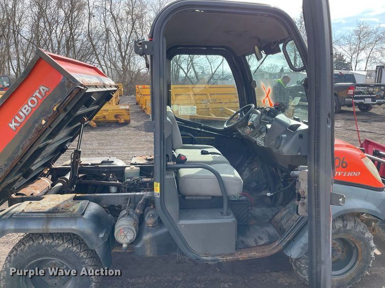 image for item DS5413 2008 Kubota  RTV 1100 utility vehicle