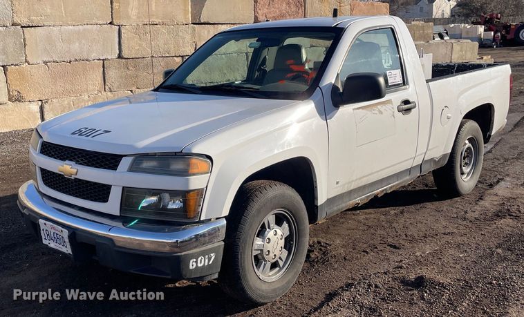 image for item DS5447 2006 GMC Canyon pickup truck