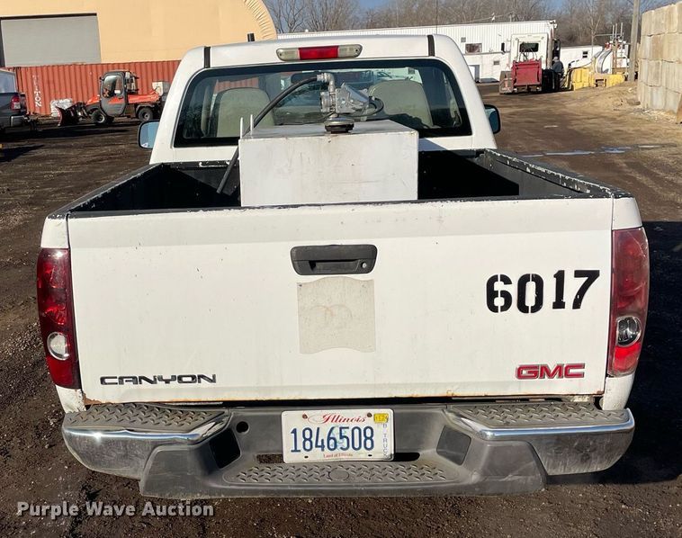 image for item DS5447 2006 GMC Canyon pickup truck