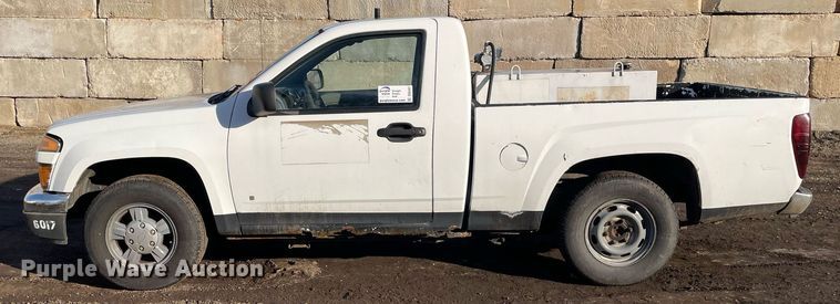 image for item DS5447 2006 GMC Canyon pickup truck