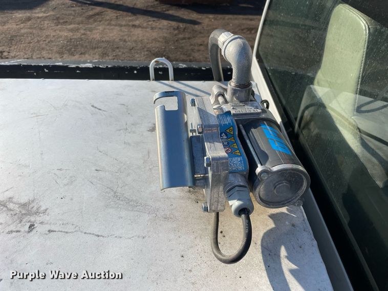 image for item DS5447 2006 GMC Canyon pickup truck