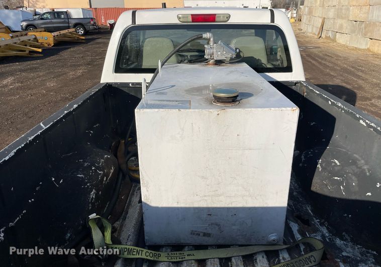 image for item DS5447 2006 GMC Canyon pickup truck