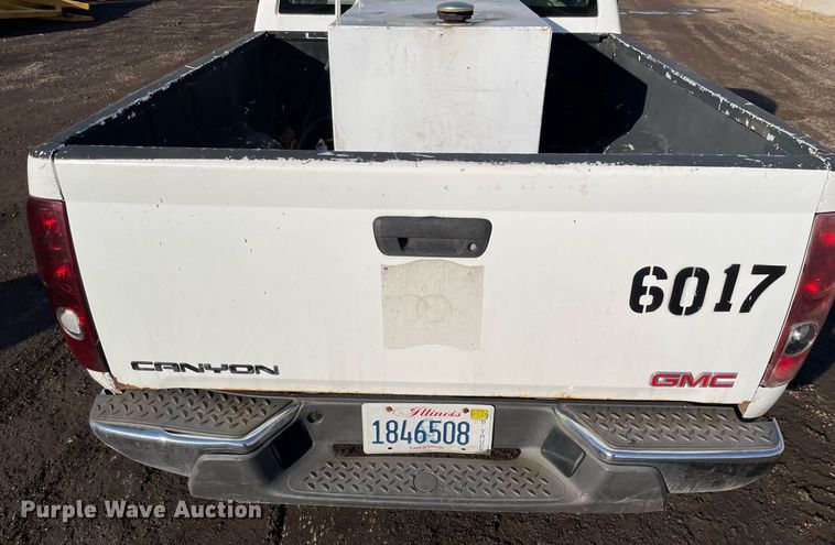 image for item DS5447 2006 GMC Canyon pickup truck