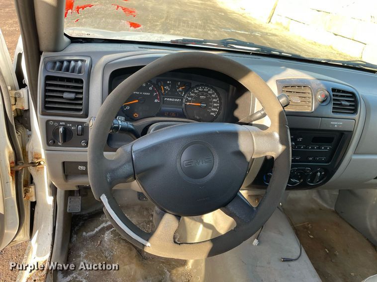 image for item DS5447 2006 GMC Canyon pickup truck