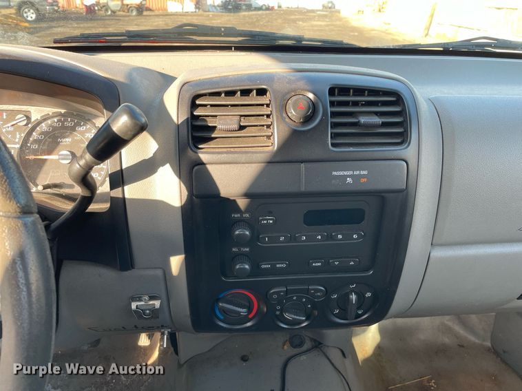 image for item DS5447 2006 GMC Canyon pickup truck